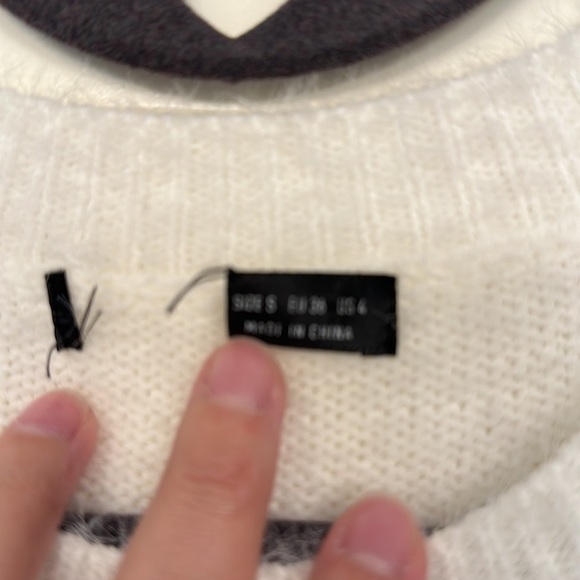 soft knit Fuzzy crewneck Sweater white boho minimalist preppy fall winter - Picture 9 of 12